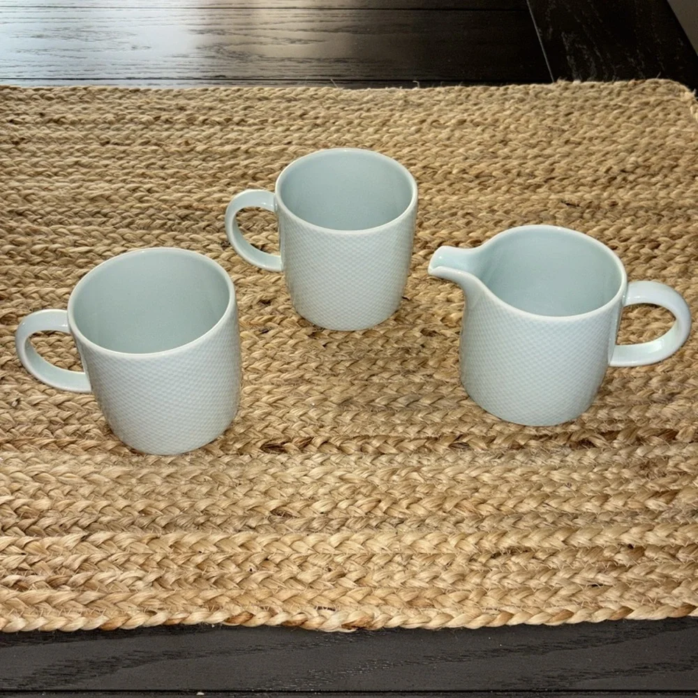 Crate&Barrel coffee mug & creamer set- pastel blue